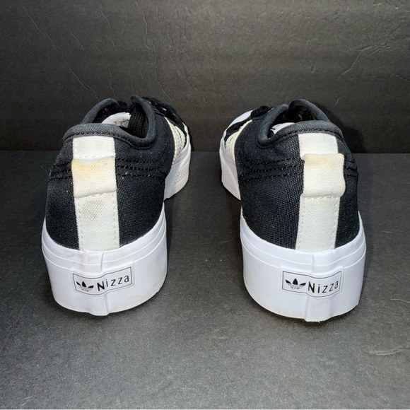 Adidas Nizza Black And White Low Top Platform Sneakers FV5321 Women’s Size 6 - Picture 7 of 8